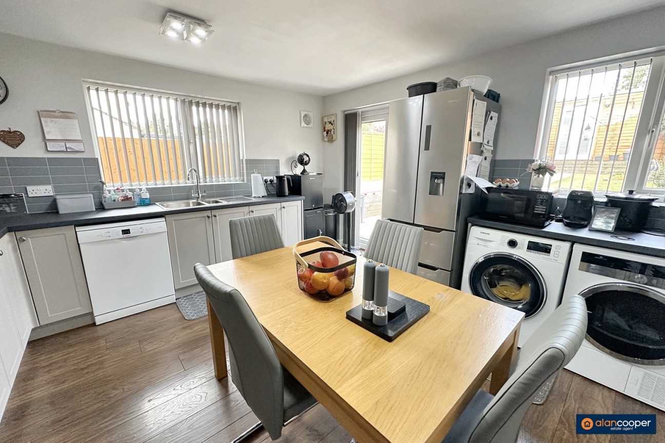 Camp Hill Road, Nuneaton, CV10 0JN