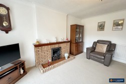 Norwich Close, St Nicolas Park, Nuneaton, CV11 6GF