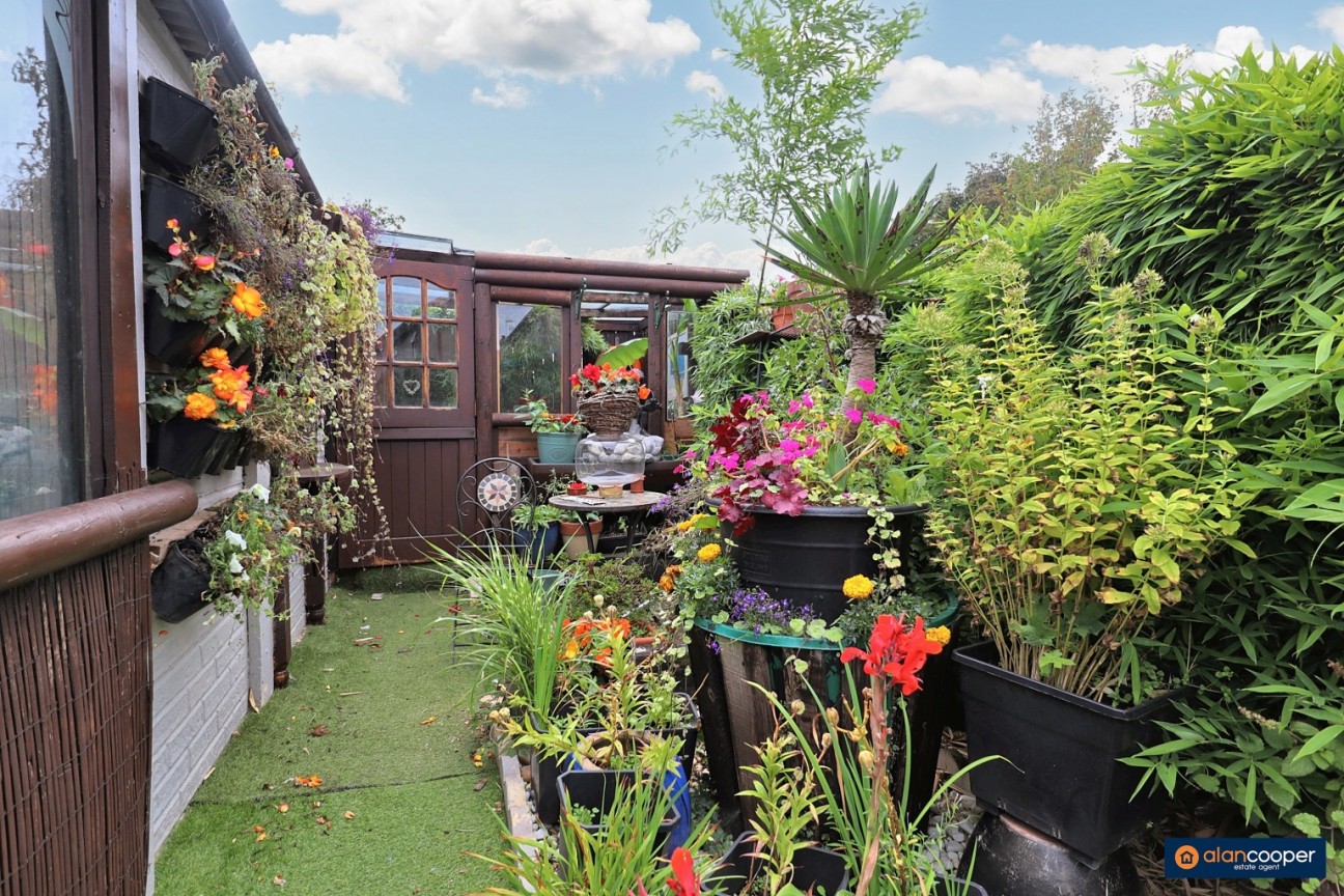 Beaumont Road, Nuneaton, Warwickshire, CV11 5HF