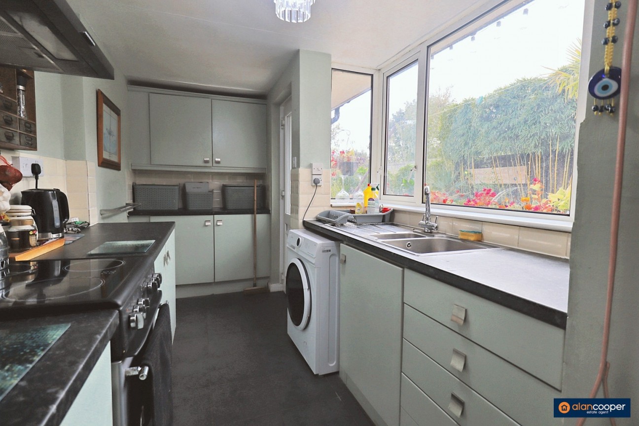 Beaumont Road, Nuneaton, Warwickshire, CV11 5HF