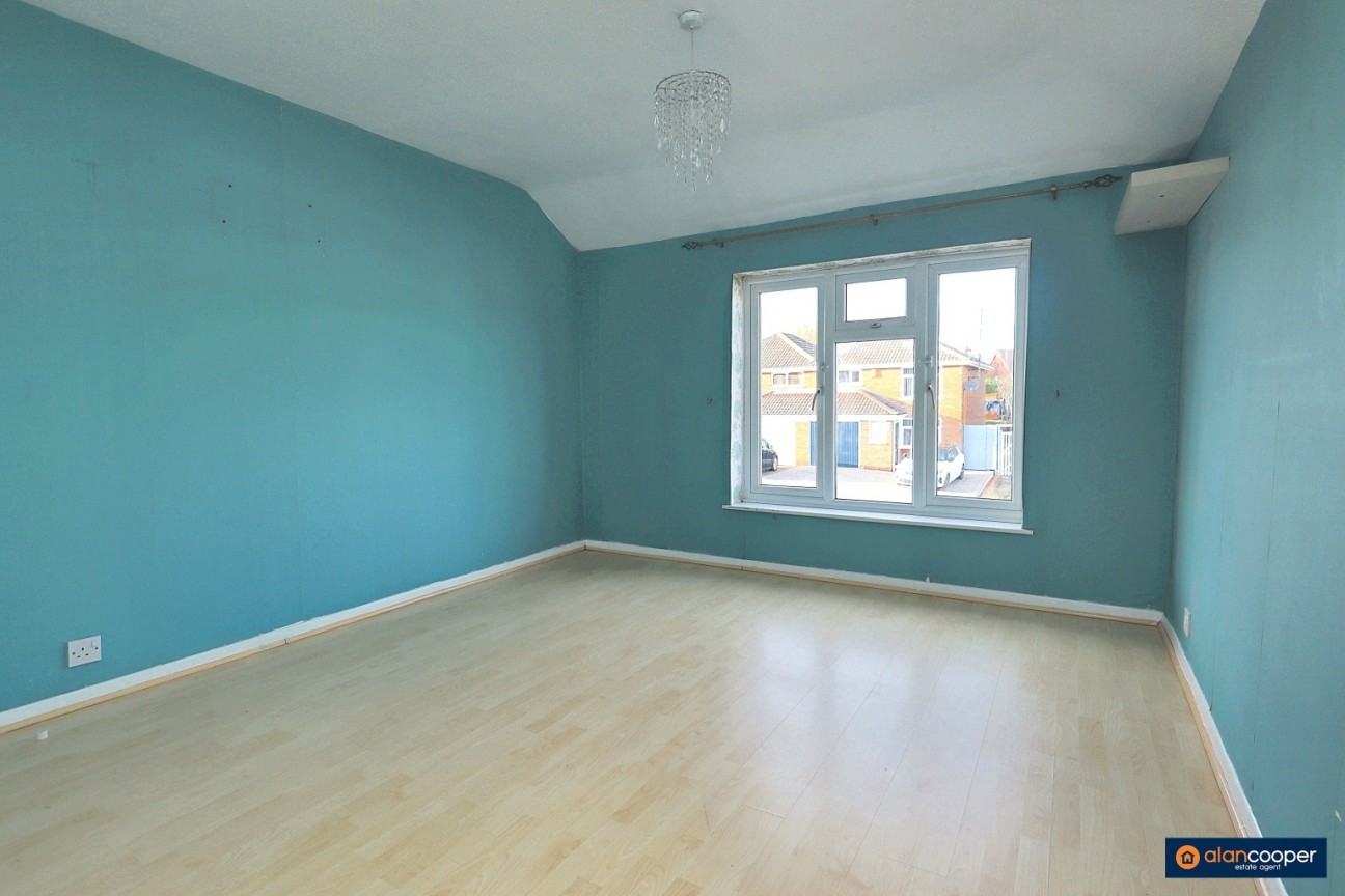 Somerset Drive, Stockingford, Nuneaton, CV10 8DD