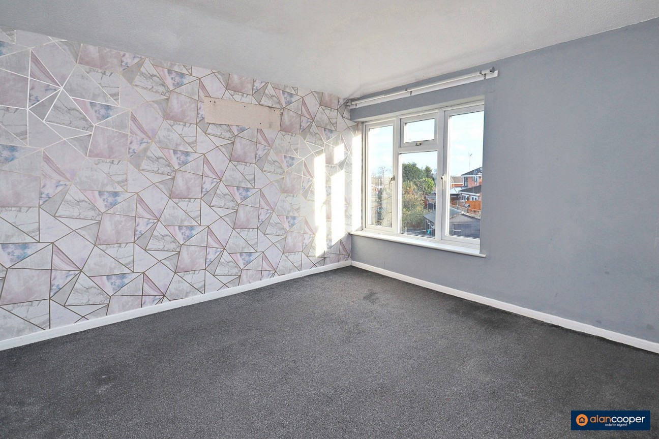 Somerset Drive, Stockingford, Nuneaton, CV10 8DD