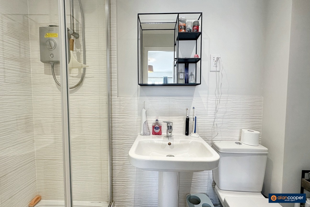 Sunburst Drive, Manor Fields, Nuneaton, CV11 6YQ