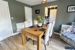 Sunburst Drive, Manor Fields, Nuneaton, CV11 6YQ