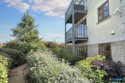 Arbury Mansion, Arbury Garth, Nuneaton, CV10 8LS