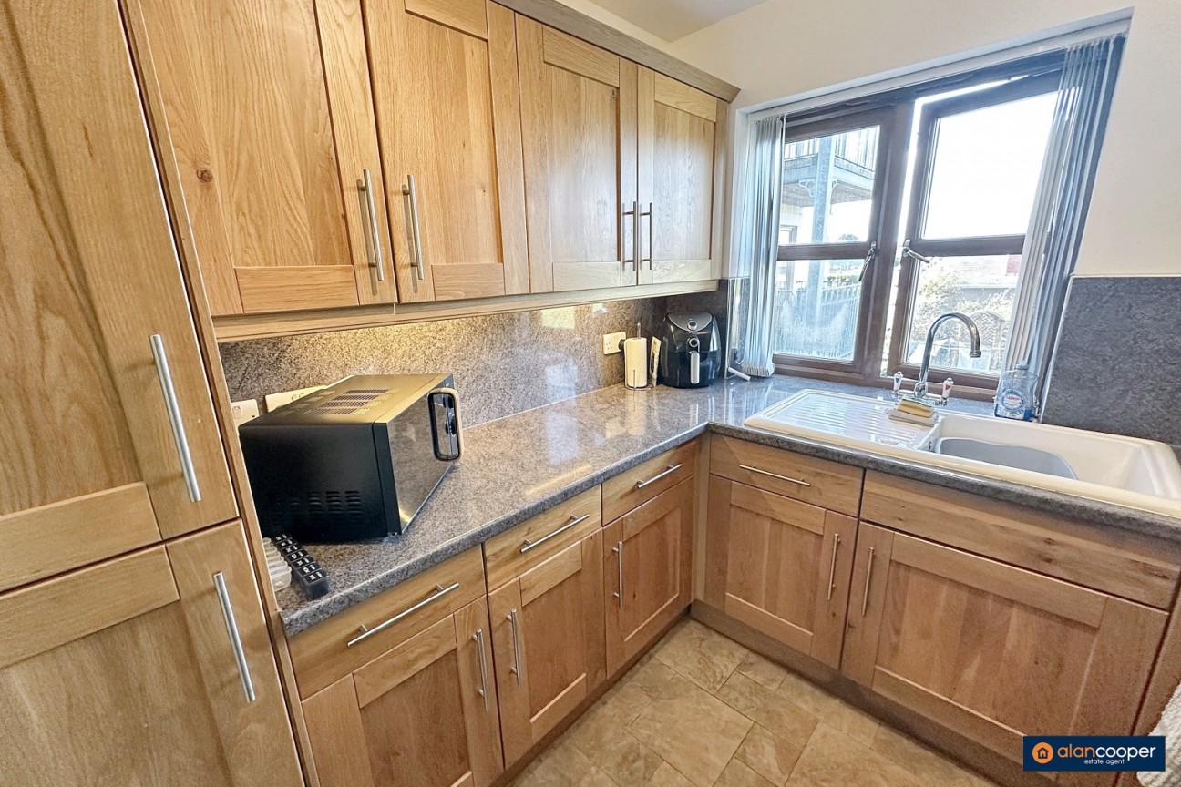 Arbury Mansion, Arbury Garth, Nuneaton, CV10 8LS