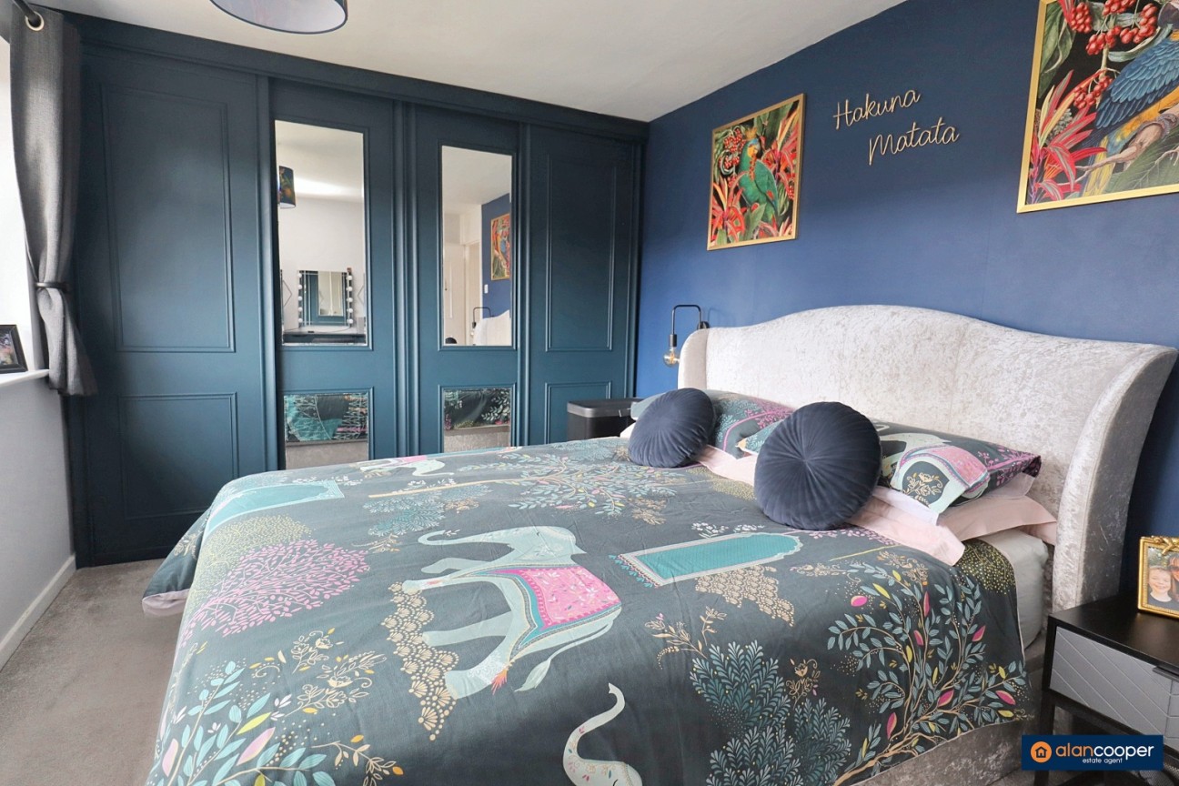 Bucks Hill, Stockingford, Nuneaton, CV10 9LT