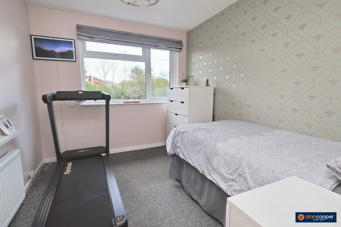 Bucks Hill, Stockingford, Nuneaton, CV10 9LT
