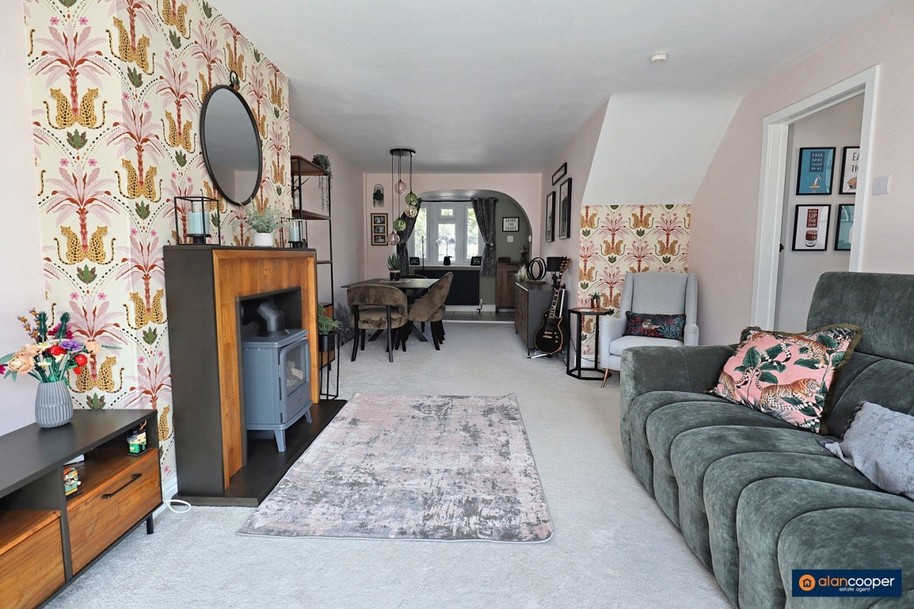 Bucks Hill, Stockingford, Nuneaton, CV10 9LT