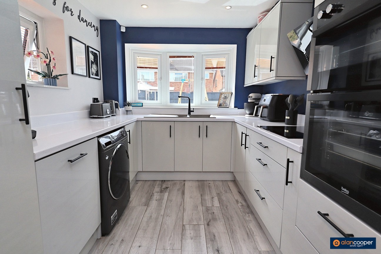 Bucks Hill, Stockingford, Nuneaton, CV10 9LT