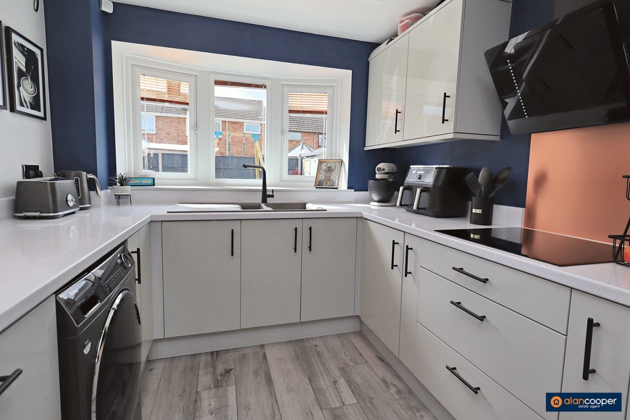 Bucks Hill, Stockingford, Nuneaton, CV10 9LT