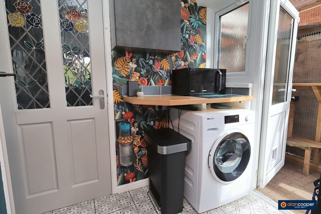 Bucks Hill, Stockingford, Nuneaton, CV10 9LT