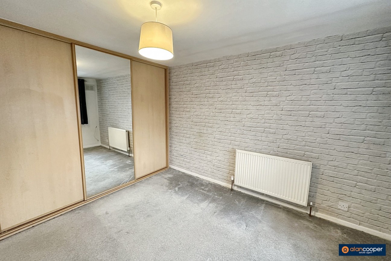 Northumberland Avenue, Stockingford, Nuneaton, CV10 8ER