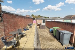 Northumberland Avenue, Stockingford, Nuneaton, CV10 8ER