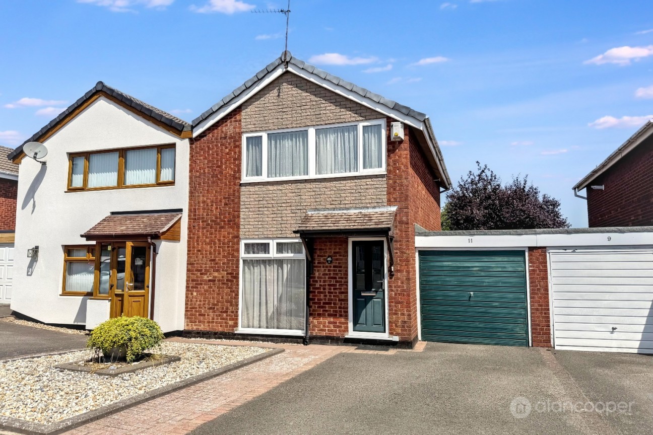 Cumberland Drive, Lindley Park, Nuneaton, CV10 8BU