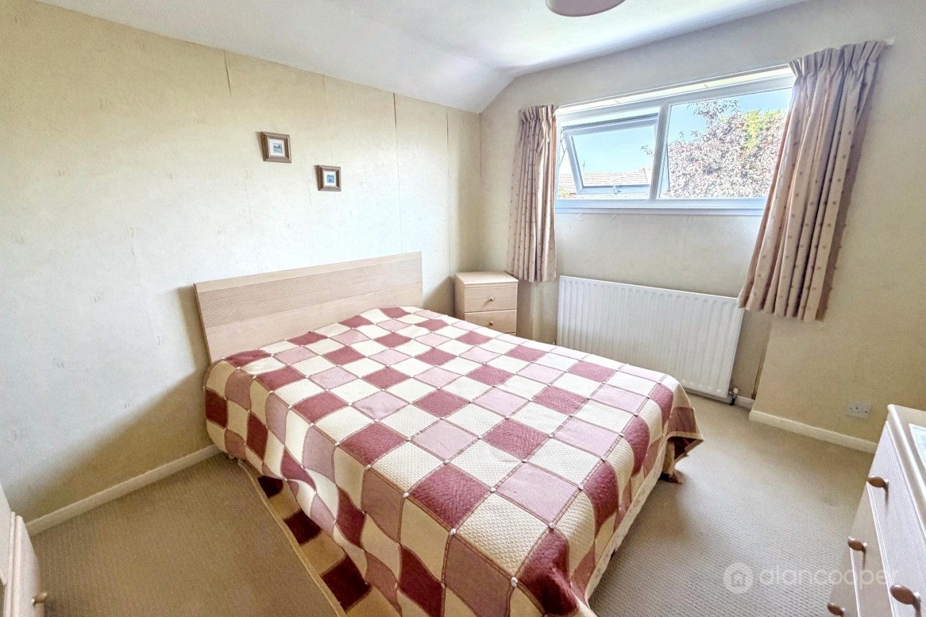 Cumberland Drive, Lindley Park, Nuneaton, CV10 8BU