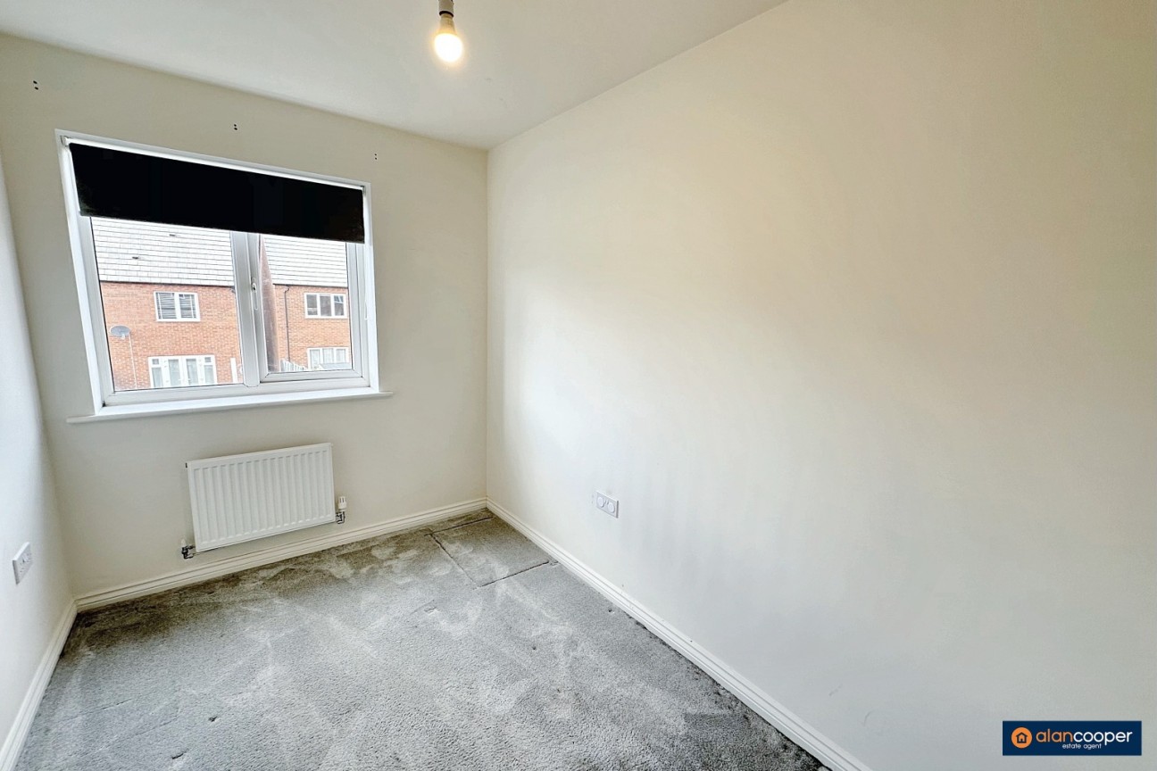 Harvest Way, Weddington, Nuneaton, CV10 0FJ
