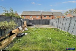 Harvest Way, Weddington, Nuneaton, CV10 0FJ