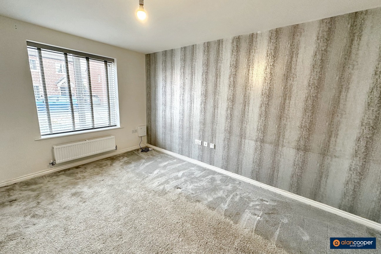 Harvest Way, Weddington, Nuneaton, CV10 0FJ