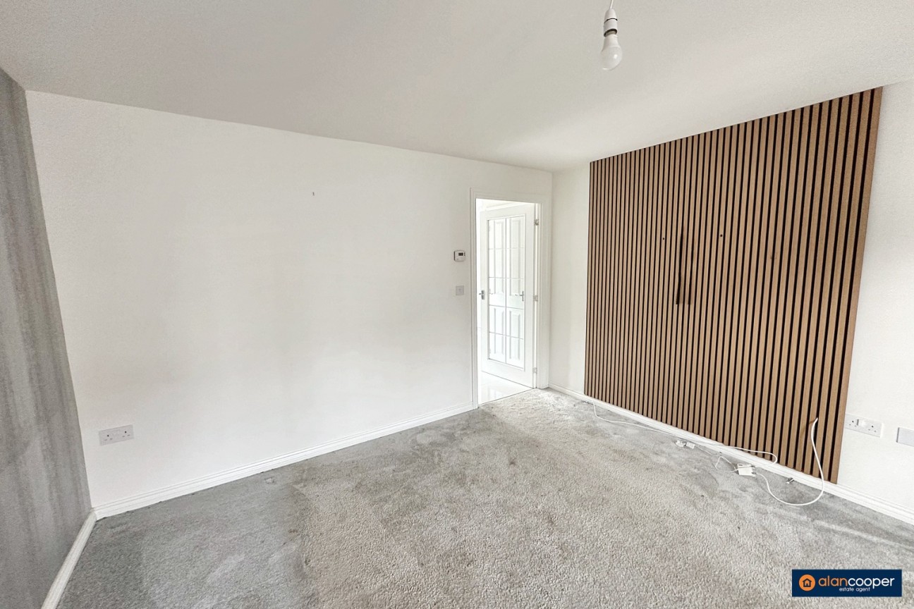 Harvest Way, Weddington, Nuneaton, CV10 0FJ
