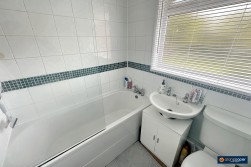 Whitehall Close, Hartshill, Nuneaton, CV10 0UQ