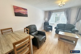 Whitehall Close, Hartshill, Nuneaton, CV10 0UQ