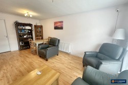 Whitehall Close, Hartshill, Nuneaton, CV10 0UQ