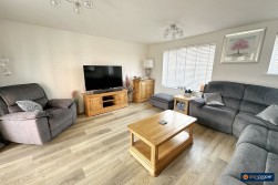 Harvest Way, Weddington, Nuneaton, CV10 0FJ