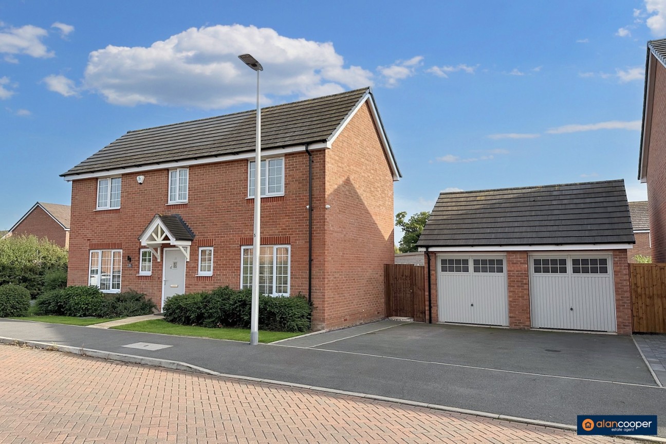 Harvest Way, Weddington, Nuneaton, CV10 0FJ