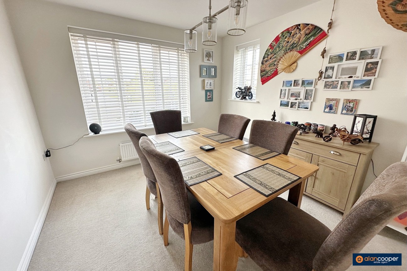 Harvest Way, Weddington, Nuneaton, CV10 0FJ