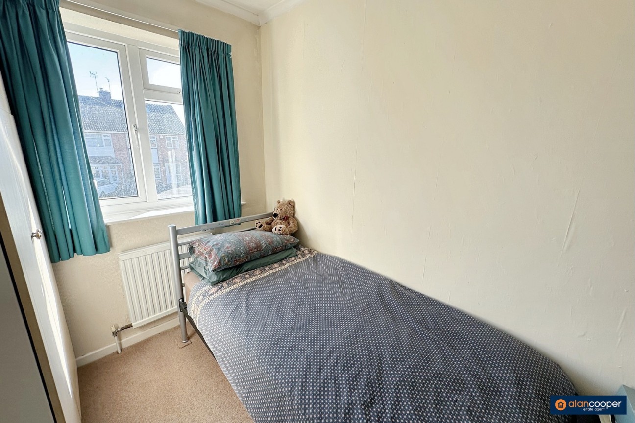 Stonewell Crescent, Whitestone, Nuneaton, CV11 4TB