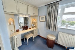 Thirlmere Avenue, St Nicolas Park, Nuneaton, CV11 6HT
