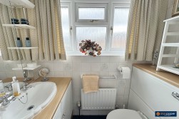 Thirlmere Avenue, St Nicolas Park, Nuneaton, CV11 6HT