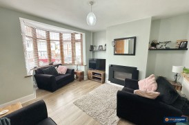 Ryde Avenue, Weddington, Nuneaton, CV10 0BW