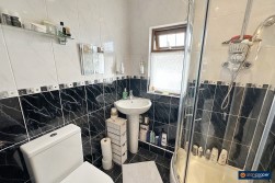 Ryde Avenue, Weddington, Nuneaton, CV10 0BW