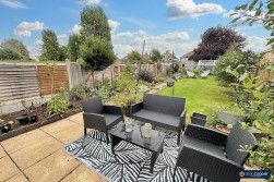 Ryde Avenue, Weddington, Nuneaton, CV10 0BW