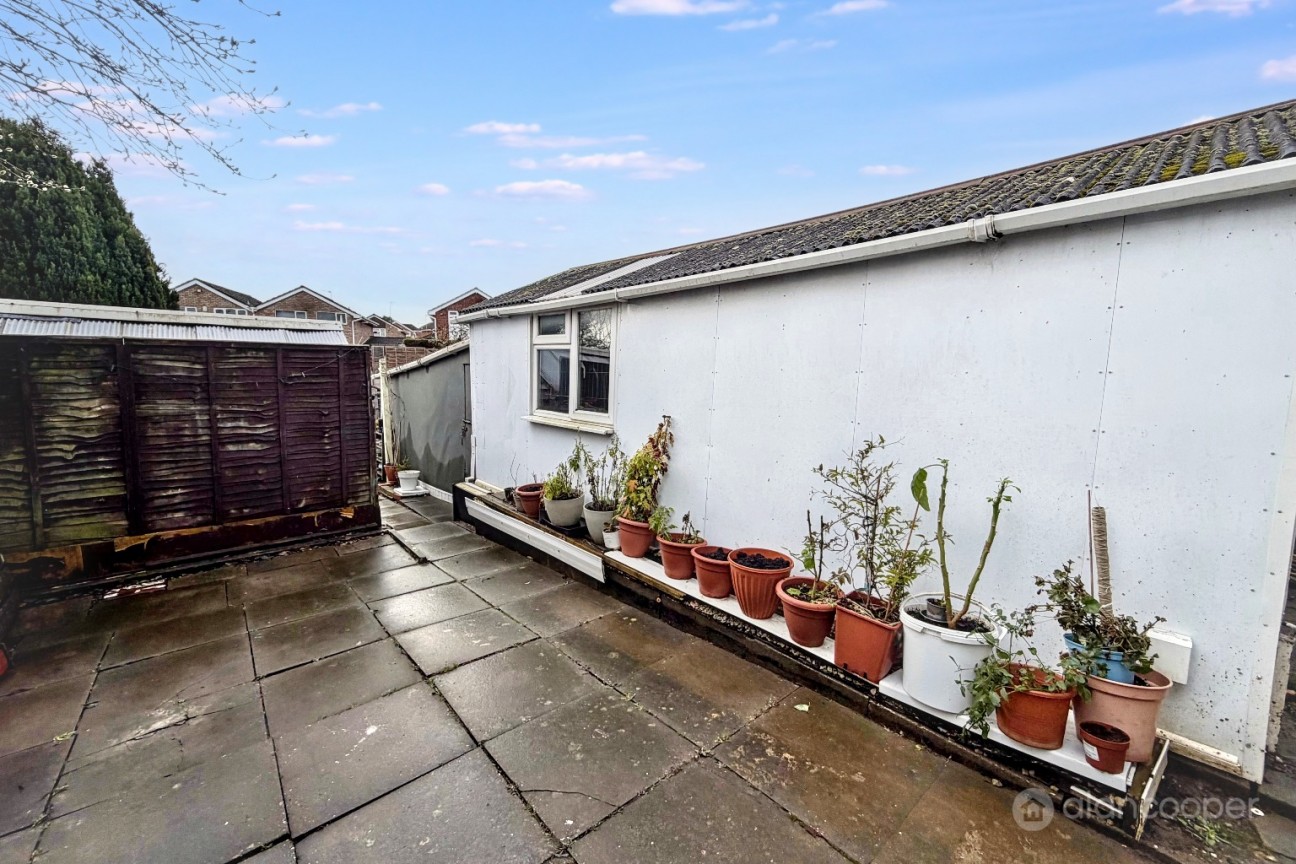 Tomkinson Road, Stockingford, Nuneaton, CV10 8BP