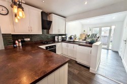 Tomkinson Road, Stockingford, Nuneaton, CV10 8BP