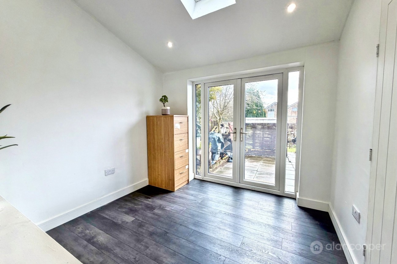 Tomkinson Road, Stockingford, Nuneaton, CV10 8BP