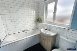 Stroma Way, Glendale, Nuneaton, CV10 7LR