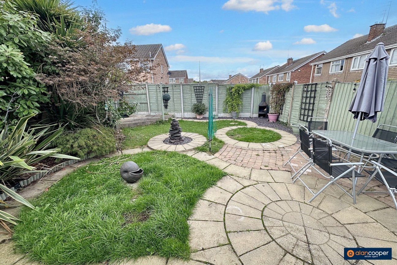 Stroma Way, Glendale, Nuneaton, CV10 7LR