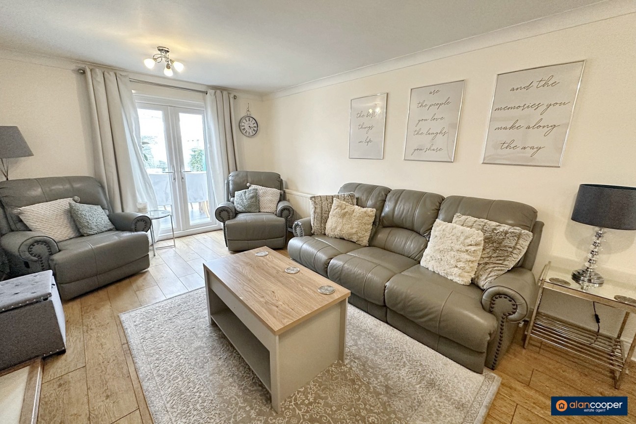 Stroma Way, Glendale, Nuneaton, CV10 7LR