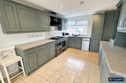 Stroma Way, Glendale, Nuneaton, CV10 7LR