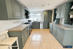 Stroma Way, Glendale, Nuneaton, CV10 7LR