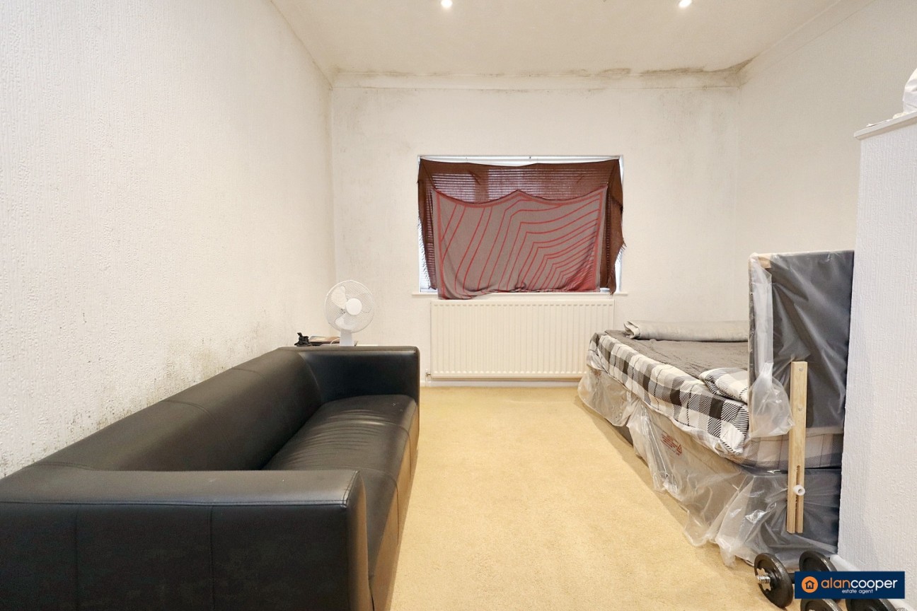 Park Street, Attleborough, Nuneaton, CV11 4NS