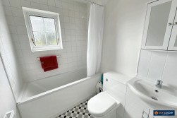 St. Pauls Road, Stockingford, Nuneaton, CV10 8HL