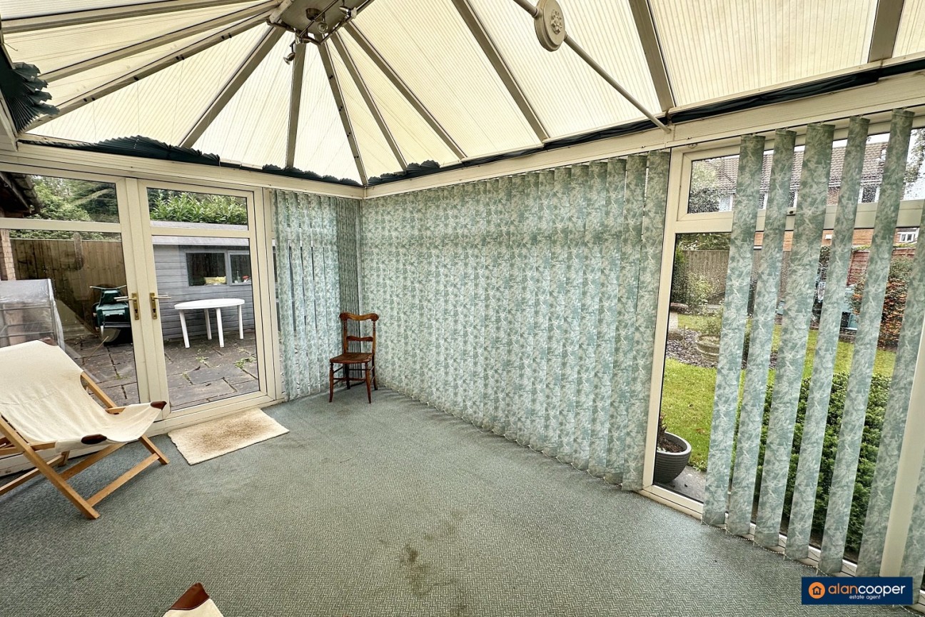 Dawlish Close, Horeston Grange, Nuneaton, CV11 6YR
