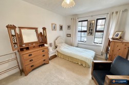 Dawlish Close, Horeston Grange, Nuneaton, CV11 6YR