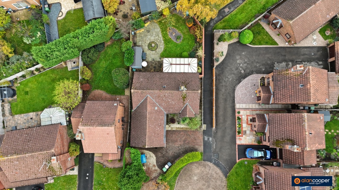 Dawlish Close, Horeston Grange, Nuneaton, CV11 6YR