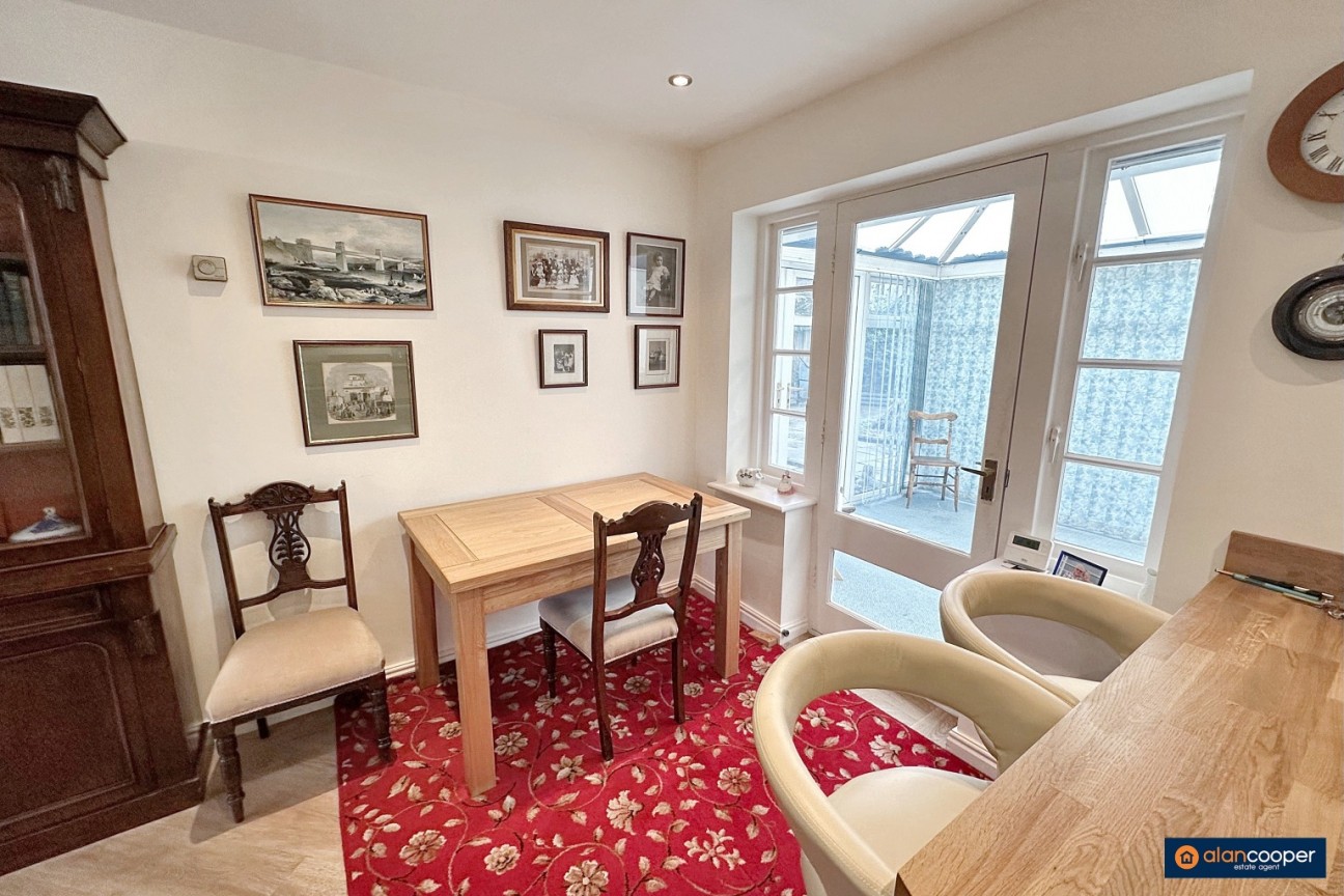 Dawlish Close, Horeston Grange, Nuneaton, CV11 6YR